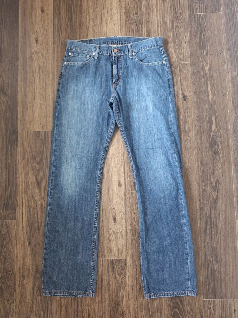 💙 Levi’s 514 Jeans Straight Leg Relaxed Fit Size 32 Cotton Medium Wash Denim
